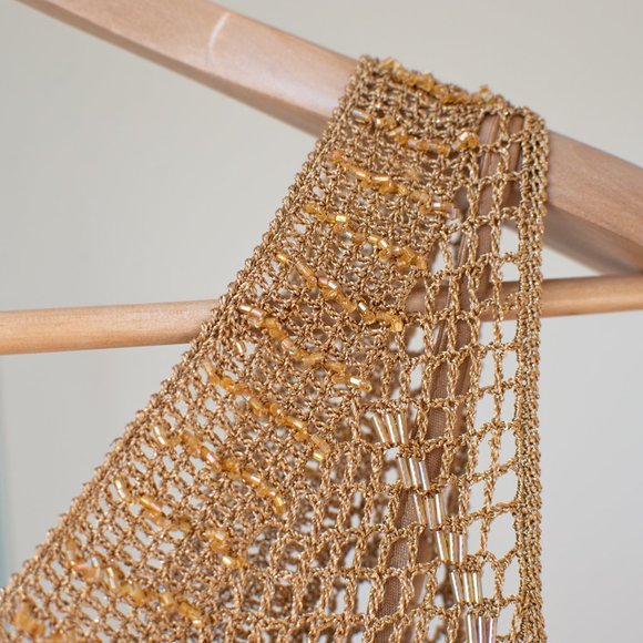 Gold Beaded sleeveless top - Picture 3 of 9